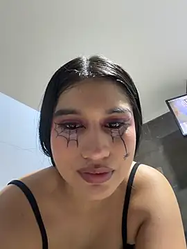 rosiechell_ (F teen) - PLUG IN + TWERK 🍑🔌💃