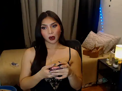 Yourbigmurphy live sex cam