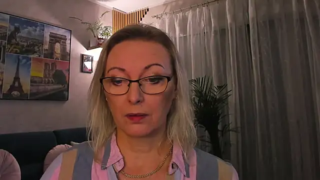 vanessa_chat