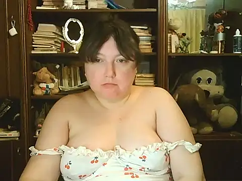CarrieQPeach live cam on StripChat