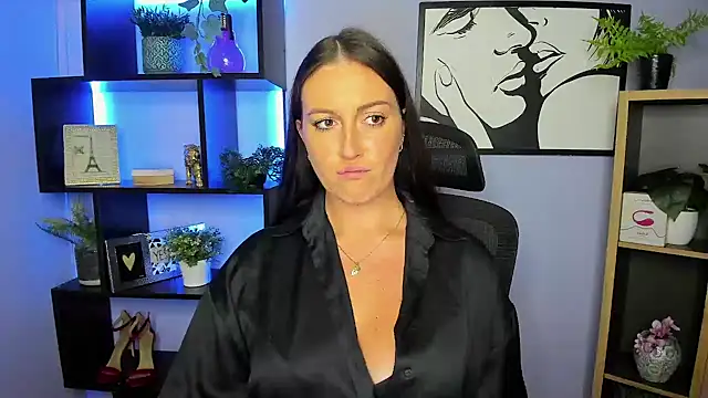 FUN_AMI live cam on StripChat