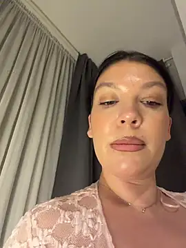 ClaraPasssion live cam