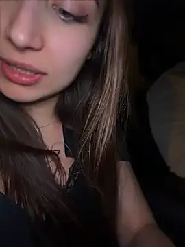 ICrazyOneIRL live cam