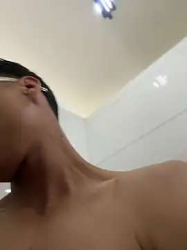 TavoHot_'s Colombian male cam and chat room