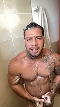 marckmathews (M young) - TSHIRT OFF
