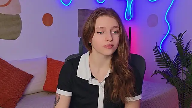 HeyTaylor live cam on StripChat