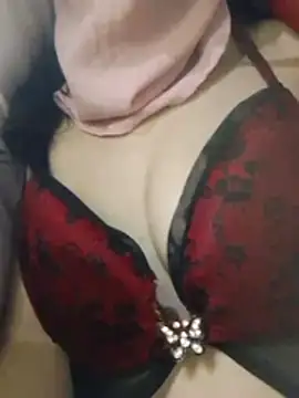 Almas-arabic live cam on StripChat