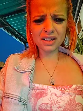 cataleya_16 (F young) - Off bra in bar public🔥🥵