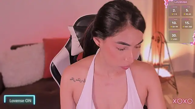 meganhanson (F young) - SHOW TITS