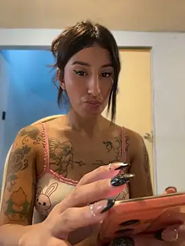 Petitetease