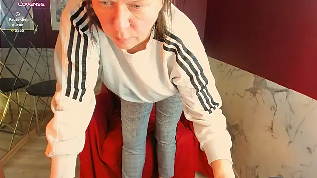 KellyPerfection live cam on StripChat