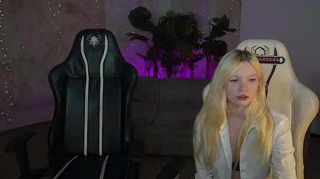 charlotte_dreams (Ask my age) - sexy dance