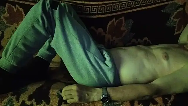 Cumloverboyxx69