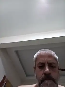 Abueloexhibicionista live cam