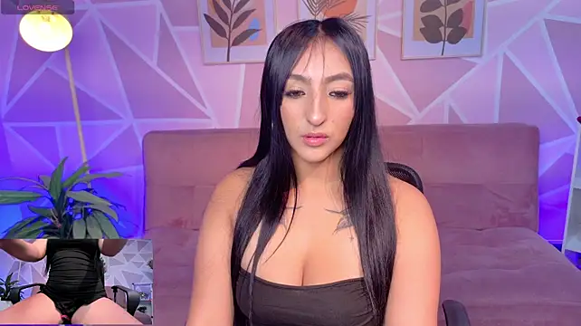 _MileyRoss live cam on StripChat