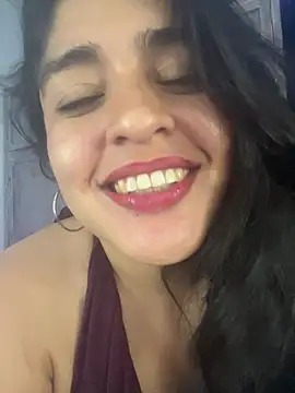 EmilyNoir1 live cam on StripChat