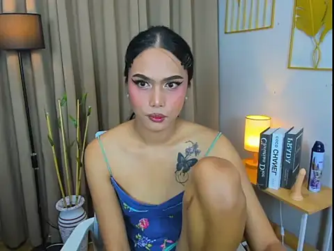 Ms_Kendal live cam on StripChat