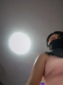 zharaaa18 (F young) - Rub my pussy with dildo