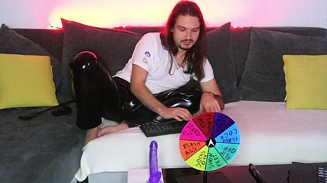 SadisticMaster_X on Stripchat