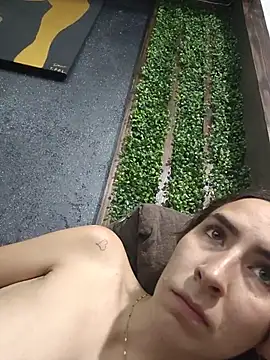 pleasure_of_life's live room