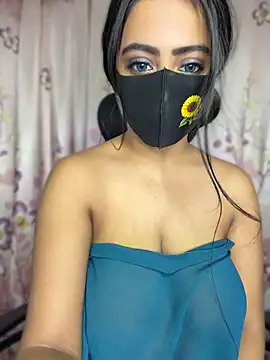 Naughty_Queen49 live cam on StripChat