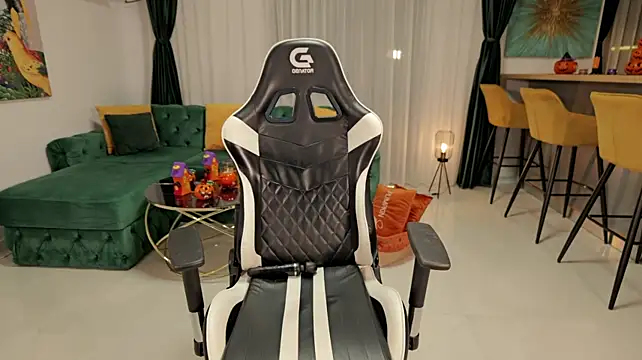 alisonita_