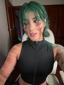 Ale_Lewis live cam