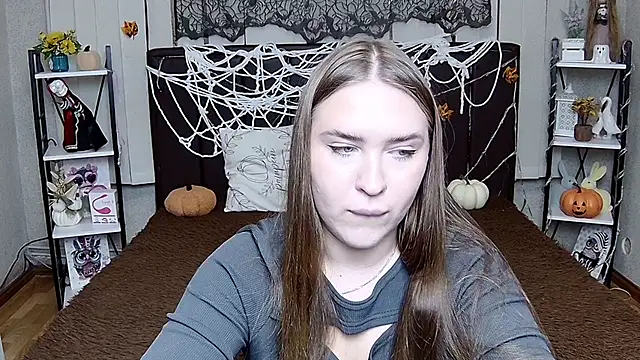 LauraHlot live cam on StripChat