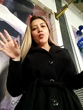 alana_69 live cam