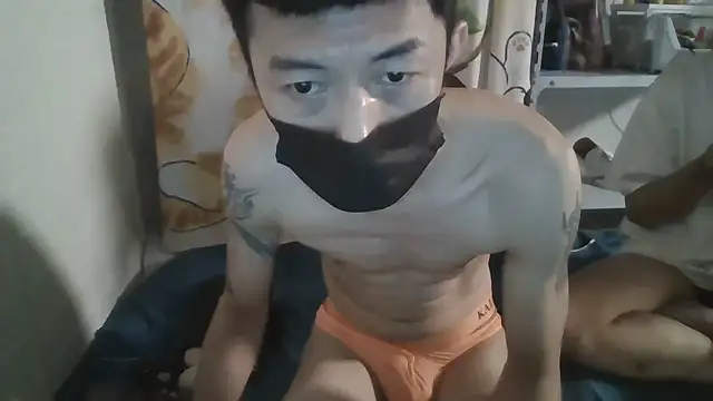 Christopher1024 live cam on StripChat