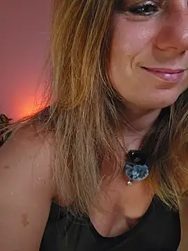 angeladesires (F milf) - :gift: LT