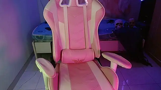 raya_velvet (F young) - anal + squirt