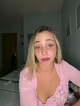 space_couple live cam