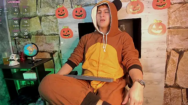 Axel_Romanov live cam