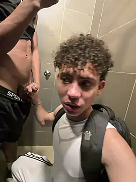 yoursexyjose live webcam