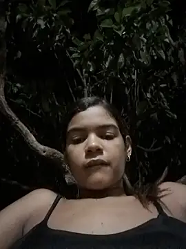 Ross_hot0 live cam on StripChat