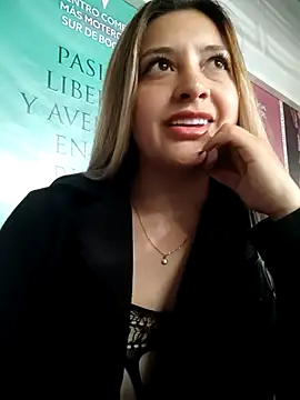 alana_69 live cam
