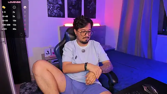 DaviidEvans_ live cam on StripChat