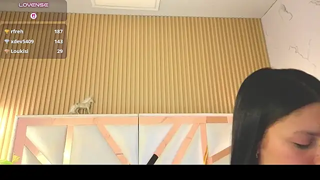 RaeDoll_t