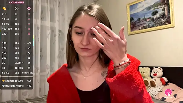 KiraLuxe1