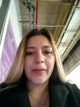 alana_69 live cam