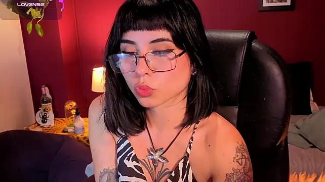victoria_g6 live cam on StripChat