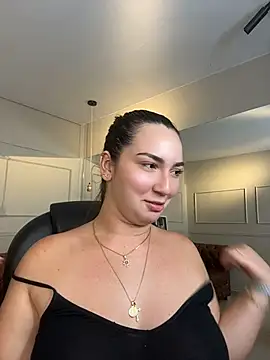 ava_blue, live
