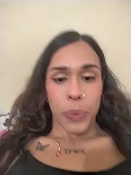 pretty_ariiel live cam