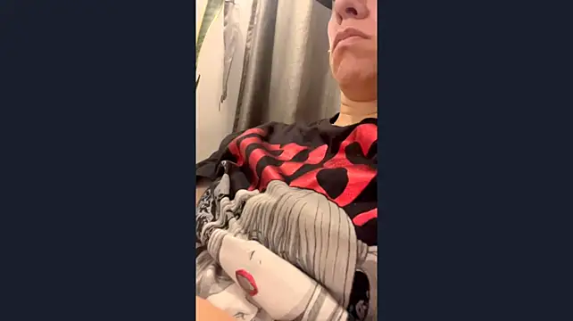 HeyAmaraa live cam on StripChat