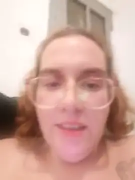 Saryyta live cam on StripChat