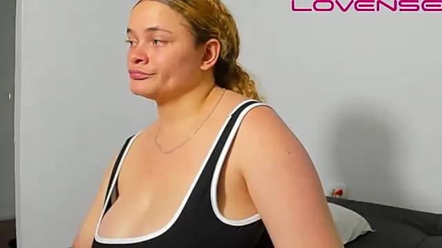 Cherrysweetyx live cam on StripChat