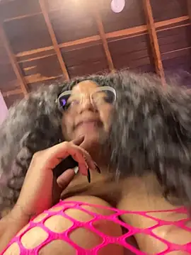 Molly__Beauty live cam on StripChat