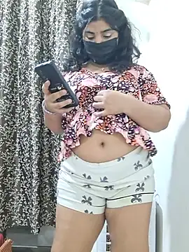 Your_Sanaa1 live cam on StripChat