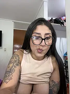 croftsmila live cam on StripChat